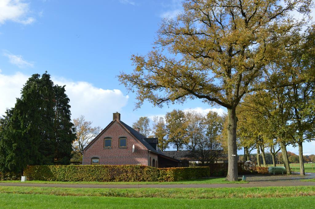 Bed and Breakfast Huize Ouwervelden Wouwsche Plantage Zewnętrze zdjęcie
